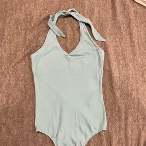Last Chance ! Hollister Tie top bodysuit